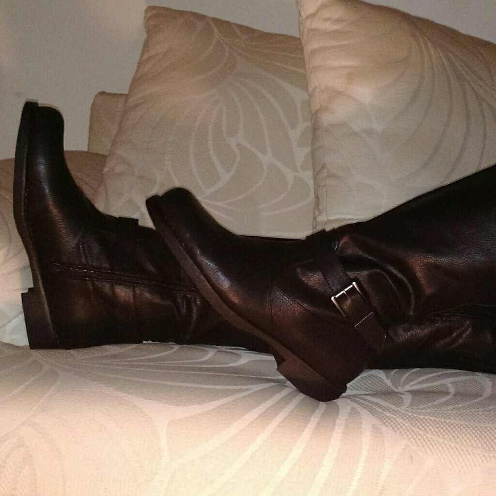 EXTRA WIDE CALF BOOTS - Picture 6 of 8
